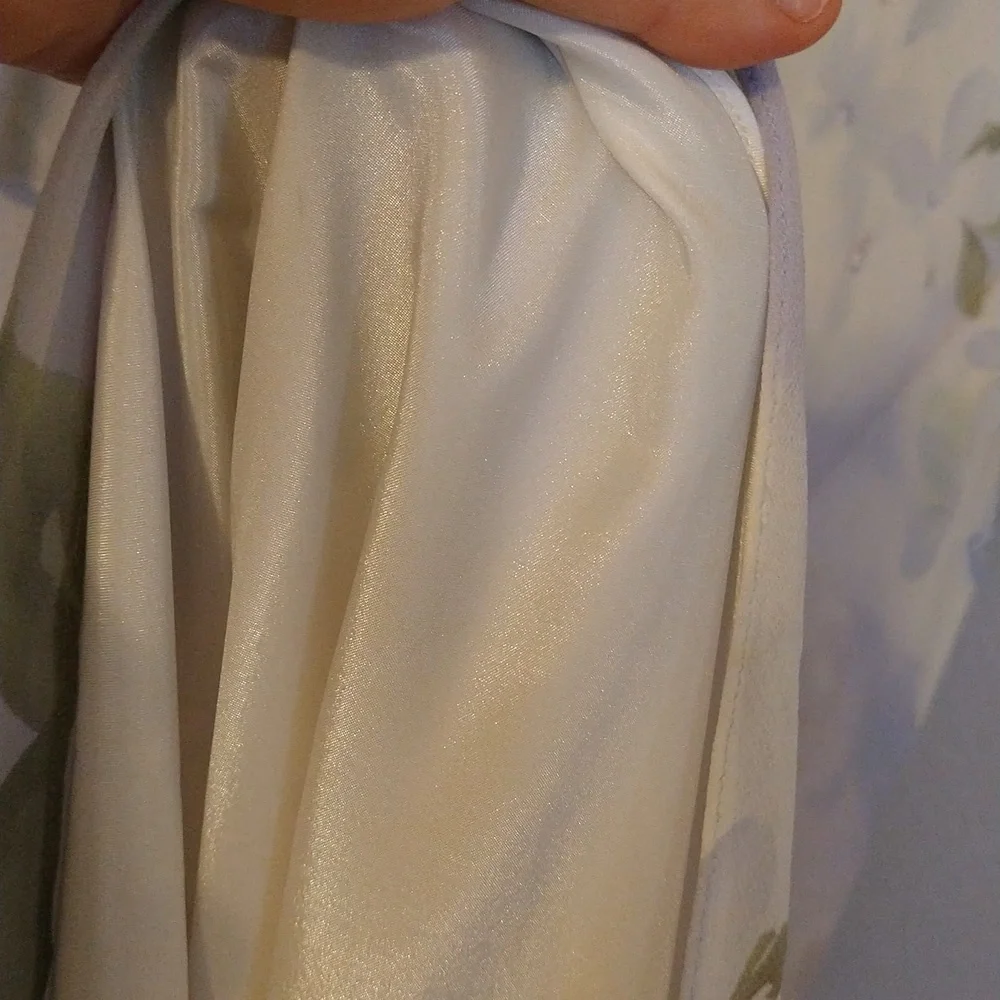 Liz Claiborne VTG Dreamy delicate,8, flutter sleeve - Picture 10 of 13